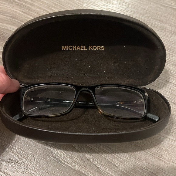 Michael Kors Glasses - Picture 2 of 5